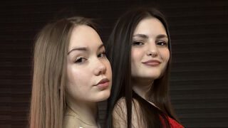 Free Nude MaybelleAndKayle