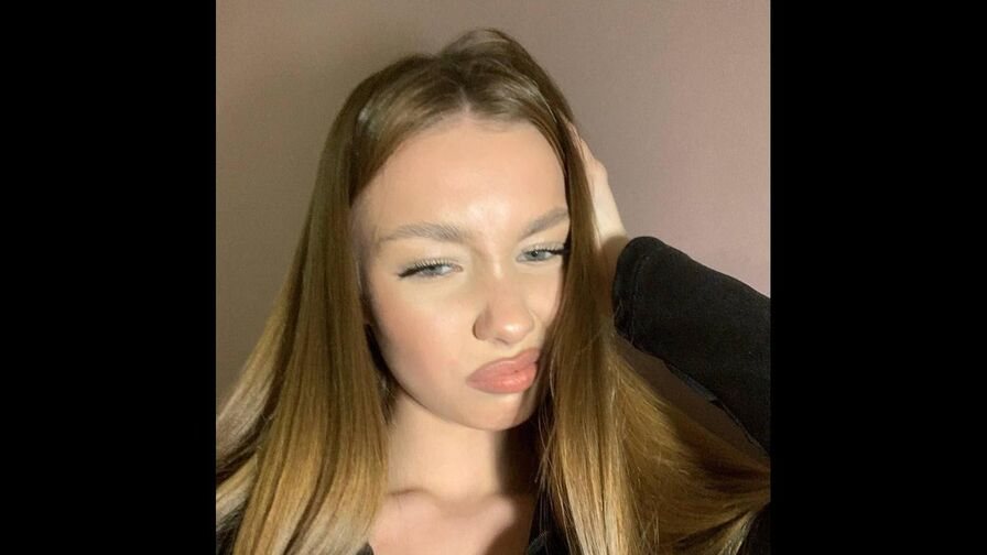 MaybelleBucklew Nude