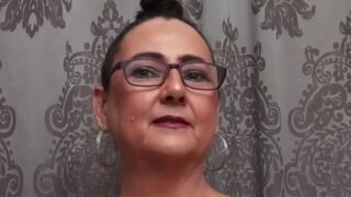 Free Nude MeaveRea
