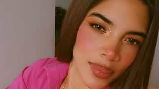 Free Nude MeliJhonson