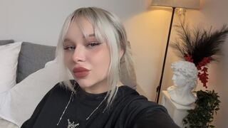 Free Nude MelissaWoods