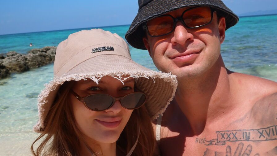 MichaelAndAria Nude
