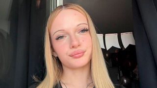 Free Nude MicheleRoyale
