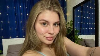 Free Nude MilaOlivers