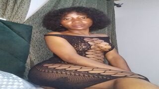 Free Nude MimiHalls