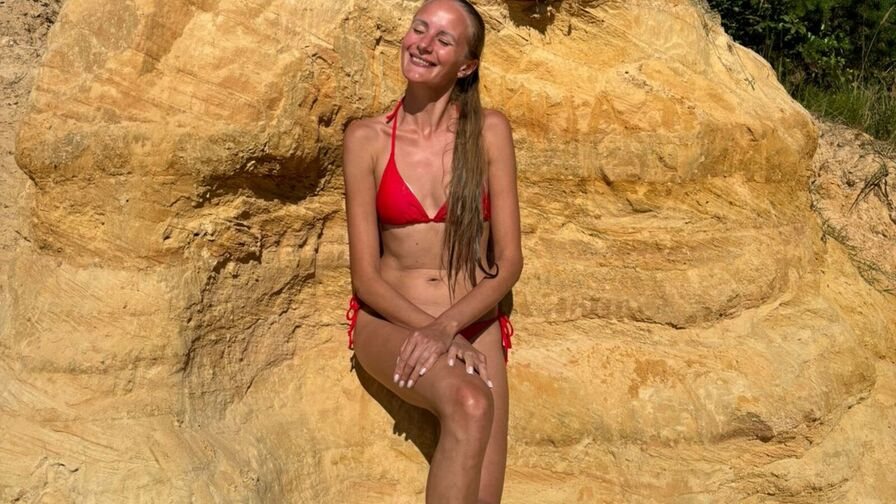 MonaLika Nude
