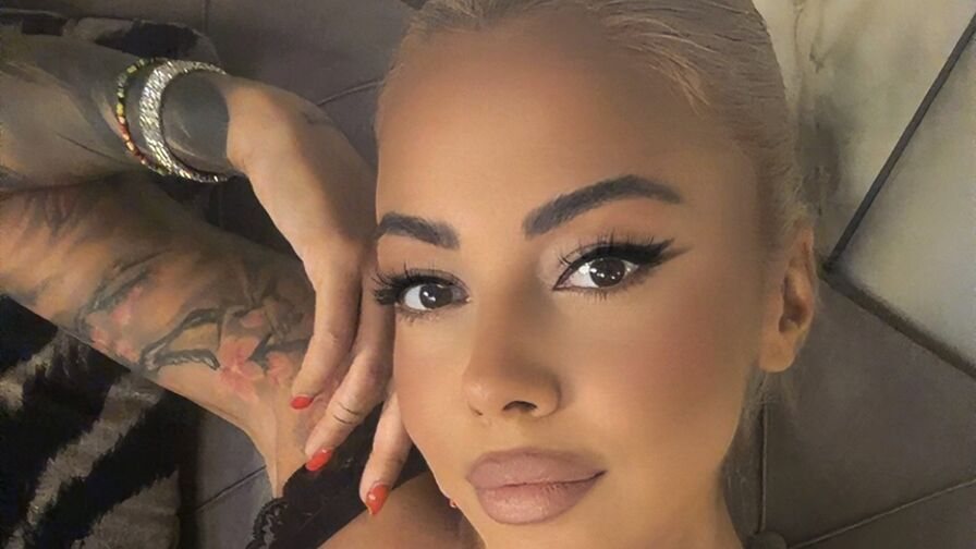 NaomiBlakee Nude