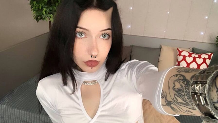 NicoleWins Nude