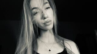Free Nude NikkiTenerovich