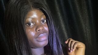 Free Nude NnamaniLoveth