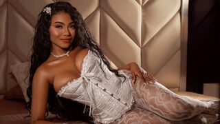 Free Nude NylaSinclair