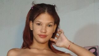Free Nude PaulinaNicolle