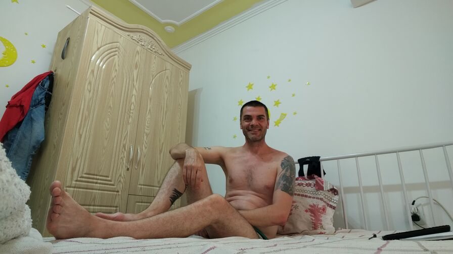PeterJanes Nude