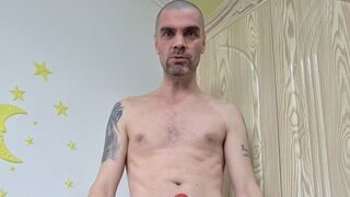 Free Nude PeterMan