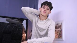 Free Nude PitRoss