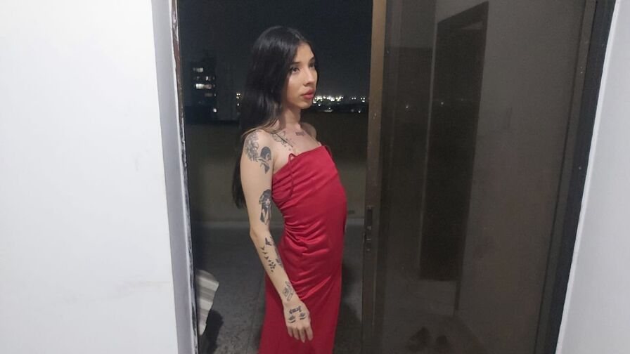 RavenVenecia Nude