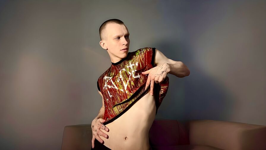 RaviRoss Nude