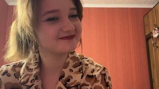 Free Nude RendaKhairallah