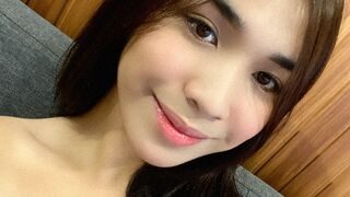 Free Nude RosalinaLopez