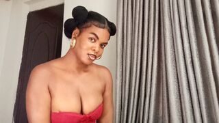 Free Nude SandraKhalifa