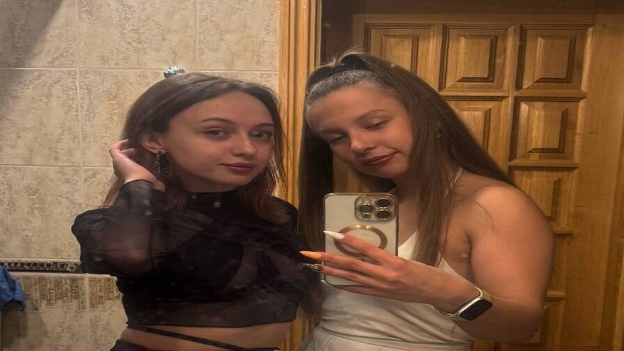 SandyAndFira Nude