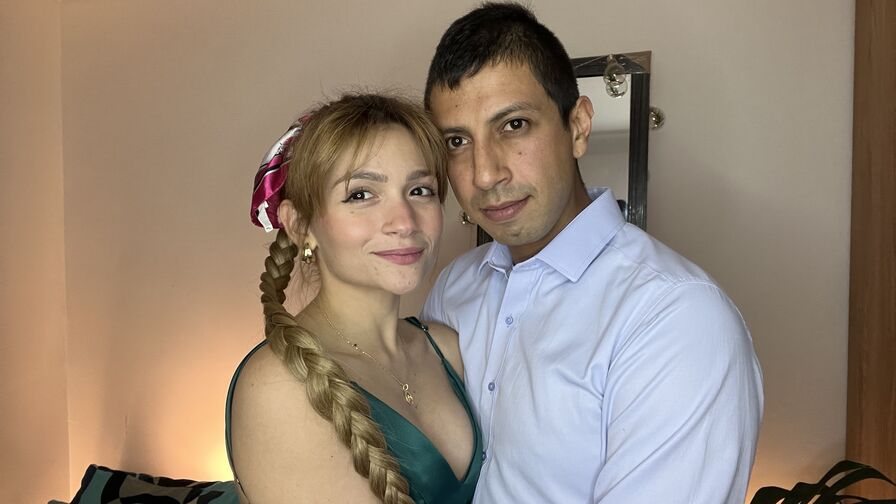 SiellaAndKosta Nude