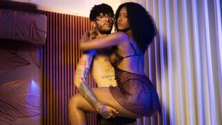 Free Nude SofiaAndBruno
