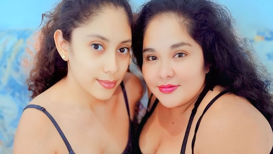 SofiaandAmanda Nude