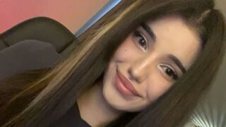 Free Nude SolanaFlip