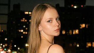 Free Nude SophiePeachy