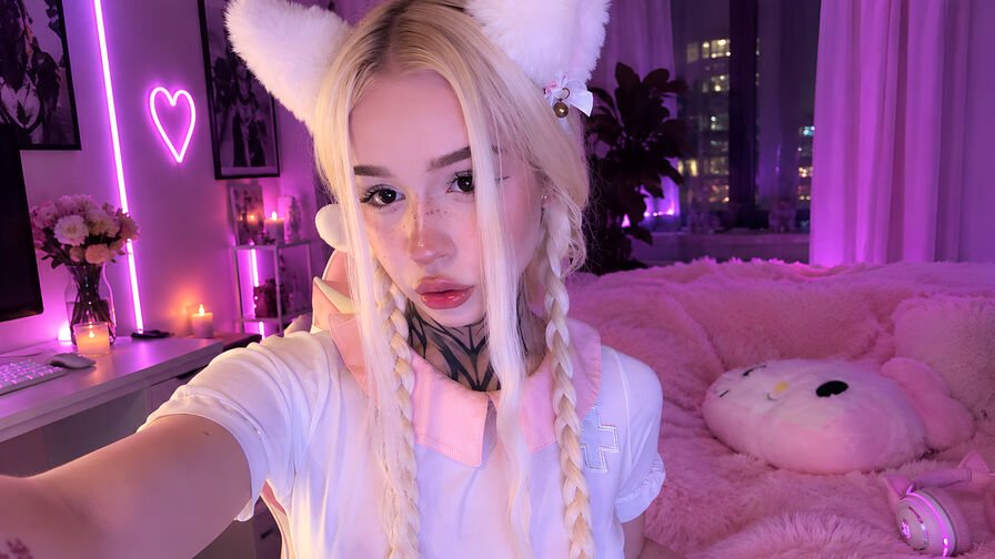 SunnyAngel Nude