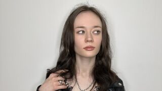 Free Nude TenishaSeebold