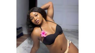 Free Nude Tise