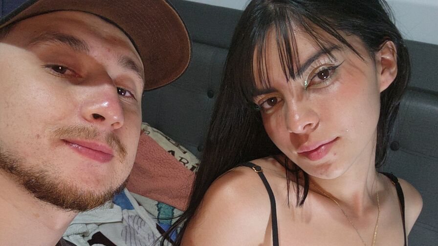 TomiyLauratim Nude