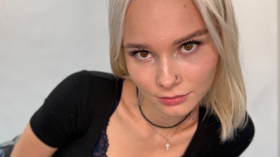 VeronaDarakjy Nude