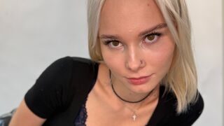 Free Nude VeronaDarakjy