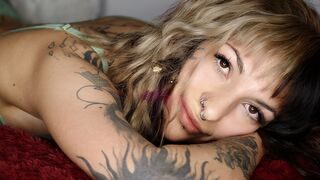 Free Nude VivVixen
