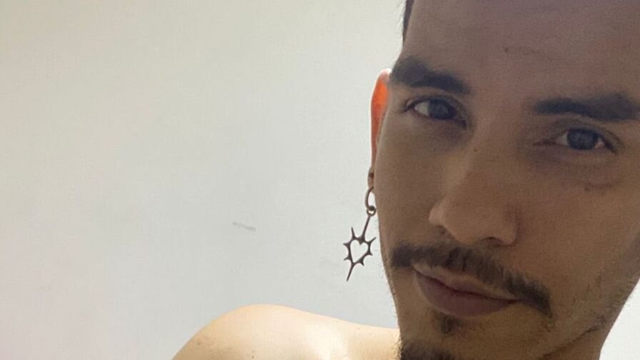 YoswellDom Nude