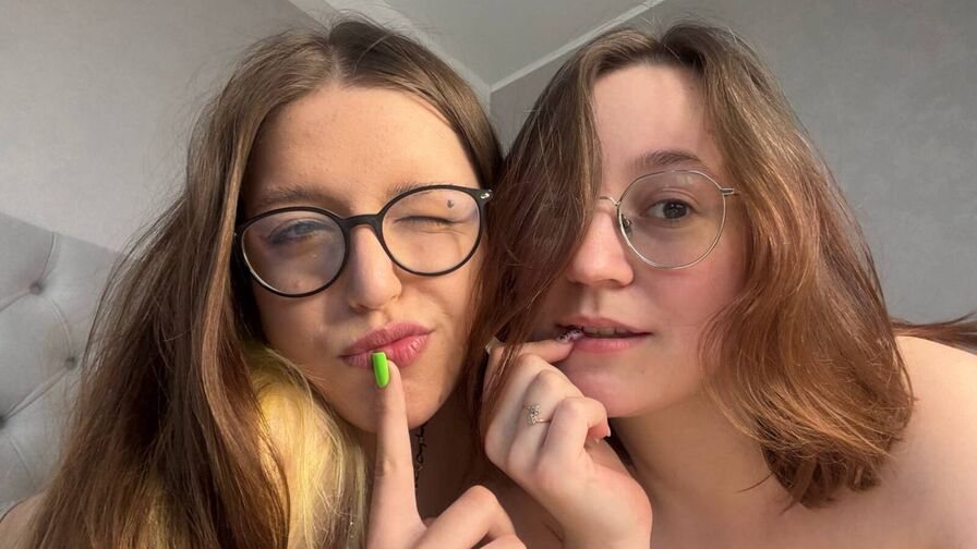ZeldaAndLynna Nude