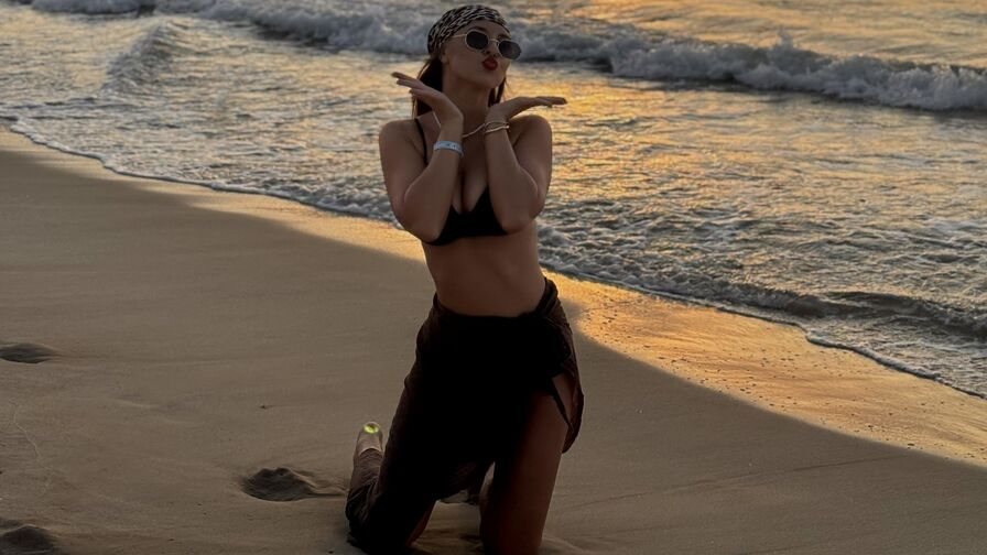 ZeliaHoney Nude