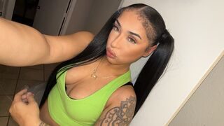 Free Nude badgalvivi